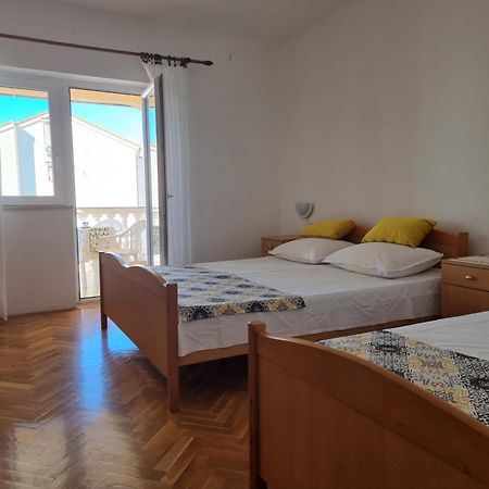 Apartments Harmony Novalja Pokoj fotografie